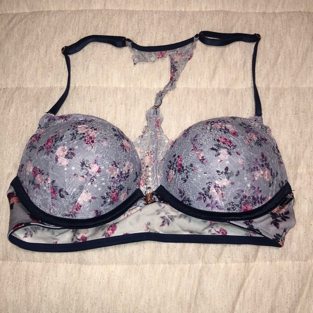 PINK bra